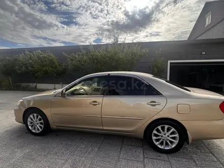 Toyota Camry 2003 года за 4 300 000 тг. в Актау – фото 4
