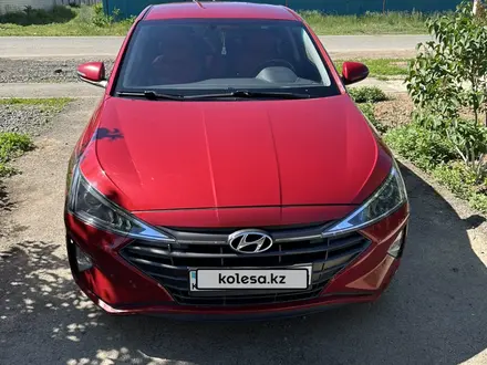 Hyundai Elantra 2021 года за 7 450 000 тг. в Уральск – фото 10