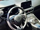 Hyundai Santa Fe 2021 года за 15 500 000 тг. в Шымкент – фото 5