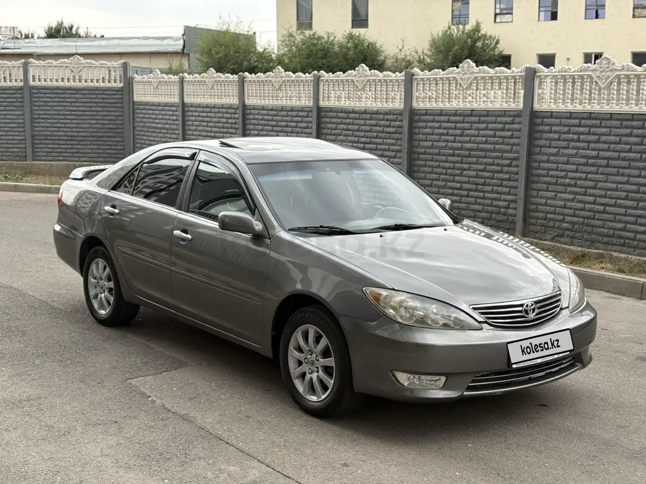 Toyota Camry, 2005