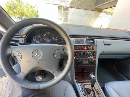 Mercedes-Benz E 240 1999 года за 3 900 000 тг. в Кызылорда