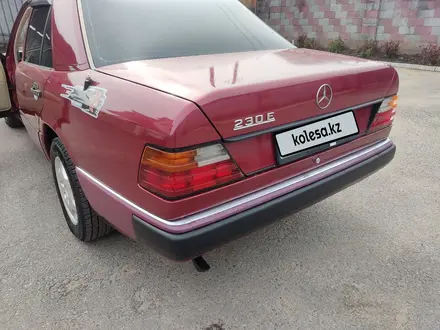 Mercedes-Benz E 230 1991 года за 1 550 000 тг. в Алматы – фото 14