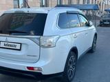 Mitsubishi Outlander 2014 годаүшін8 000 000 тг. в Шымкент – фото 4