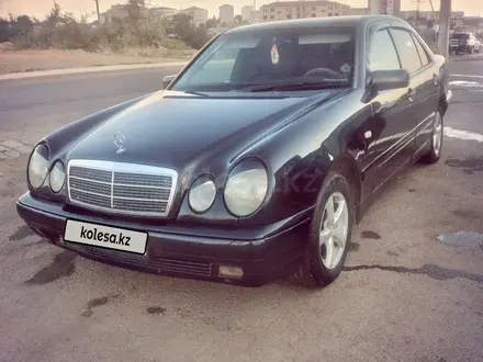 Mercedes-Benz E 230 1996 года за 3 000 000 тг. в Жезказган