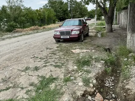 Mercedes-Benz E 280 1993 года за 3 350 000 тг. в Алматы – фото 2