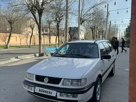 Volkswagen Passat 1994 года за 1 800 000 тг. в Шымкент – фото 2