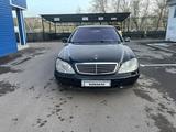 Mercedes-Benz S 500 2004 годаүшін4 400 000 тг. в Караганда