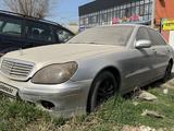 Mercedes-Benz S 320 2001 годаүшін1 900 000 тг. в Алматы