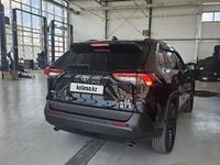 Toyota RAV4 2021 года за 18 500 000 тг. в Атырау