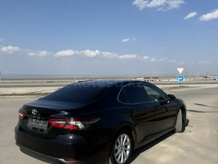 Toyota Camry 2023 года за 15 990 000 тг. в Тараз – фото 9