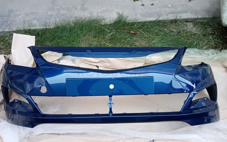 Бампер передний окрашены цвет кузова синий за 30 000 тг. в Алматы