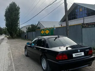 BMW 740