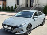 Hyundai Elantra 2022 года за 10 500 000 тг. в Алматы – фото 2