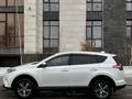 Toyota RAV4 2017 годаүшін11 500 000 тг. в Астана – фото 11