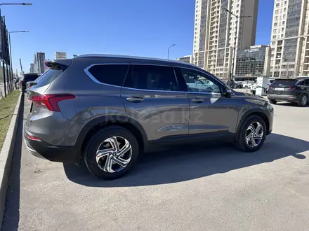 Hyundai Santa Fe 2023 года за 14 800 000 тг. в Караганда – фото 9