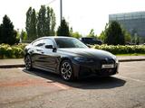 BMW i4 2022 года за 28 500 000 тг. в Алматы – фото 2