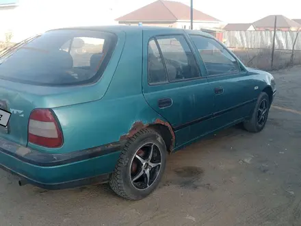 Nissan Sunny 1993 года за 600 000 тг. в Актобе – фото 4