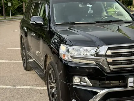 Toyota Land Cruiser 2017 года за 33 000 000 тг. в Алматы
