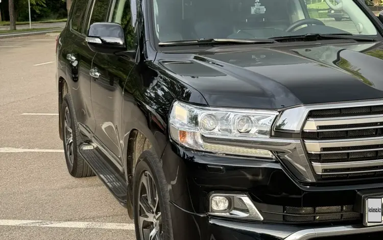 Toyota Land Cruiser 2017 года за 33 000 000 тг. в Алматы