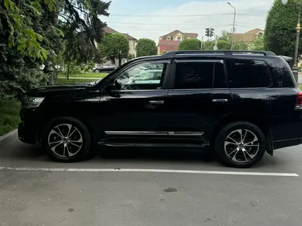 Toyota Land Cruiser 2017 года за 33 000 000 тг. в Алматы – фото 6