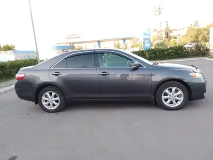 Toyota Camry 2011 года за 8 500 000 тг. в Петропавловск – фото 10