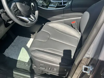 Hyundai Santa Fe 2022 года за 18 900 000 тг. в Усть-Каменогорск – фото 11