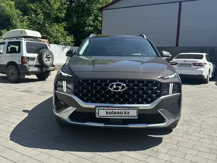 Hyundai Santa Fe 2022 года за 18 900 000 тг. в Усть-Каменогорск