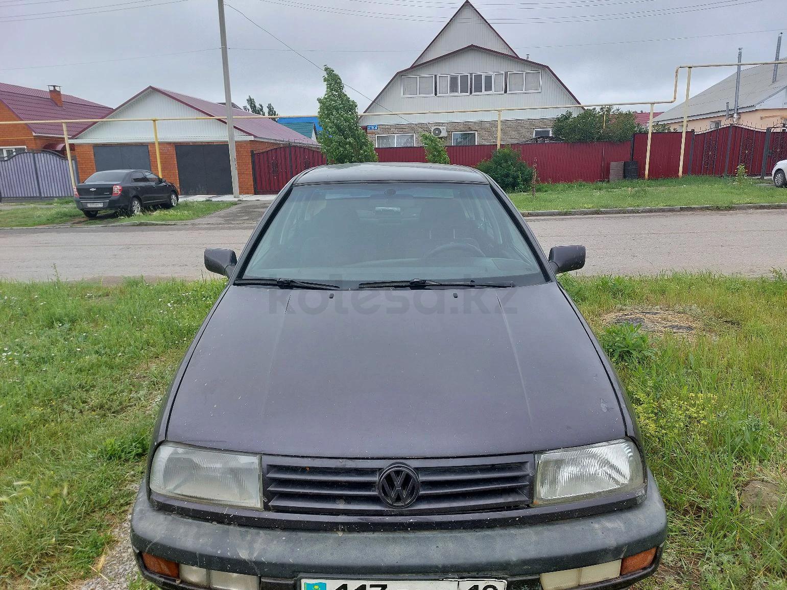 Volkswagen Vento 1992 г.