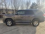 Toyota 4Runner 2012 года за 16 500 000 тг. в Усть-Каменогорск – фото 2