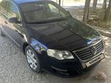 Volkswagen Passat 2006 года за 2 300 000 тг. в Шымкент