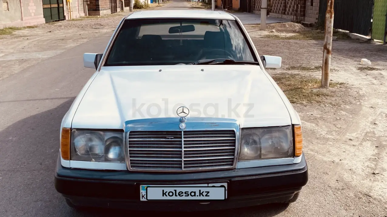 Mercedes-Benz E-Class, 1992