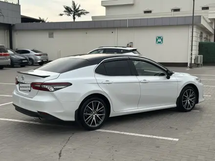 Toyota Camry 2023 года за 15 000 000 тг. в Алматы – фото 9