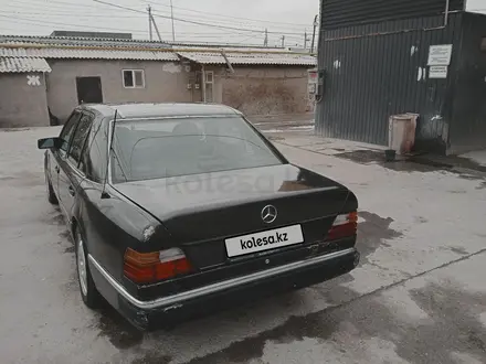 Mercedes-Benz E 230 1991 года за 1 100 000 тг. в Шымкент – фото 10