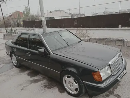Mercedes-Benz E 230 1991 года за 1 100 000 тг. в Шымкент – фото 19