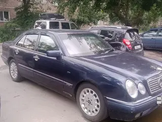 Mercedes-Benz E-Class, 1996