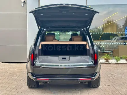 Land Rover Range Rover Autobiography 2024 года за 108 000 000 тг. в Астана – фото 6