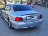 Hyundai Sonata 2003 года за 2 000 000 тг. в Шымкент – фото 4