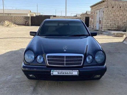 Mercedes-Benz E 320 1998 года за 3 200 000 тг. в Жанаозен – фото 8