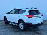 Toyota RAV4 2014 года за 11 877 000 тг. в Уральск – фото 2