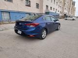 Hyundai Elantra 2018 года за 5 000 000 тг. в Актау – фото 4