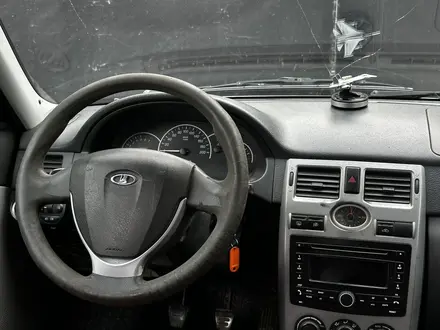 ВАЗ (Lada) Priora 2171 2013 года за 1 400 000 тг. в Актобе – фото 20