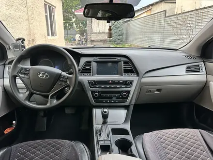 Hyundai Sonata 2015 года за 7 500 000 тг. в Алматы – фото 16