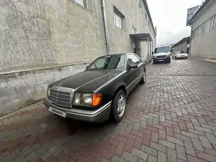 Mercedes-Benz E 230 1990 года за 1 700 000 тг. в Алматы – фото 4