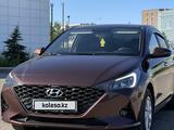 Hyundai Accent 2021 года за 8 400 000 тг. в Караганда