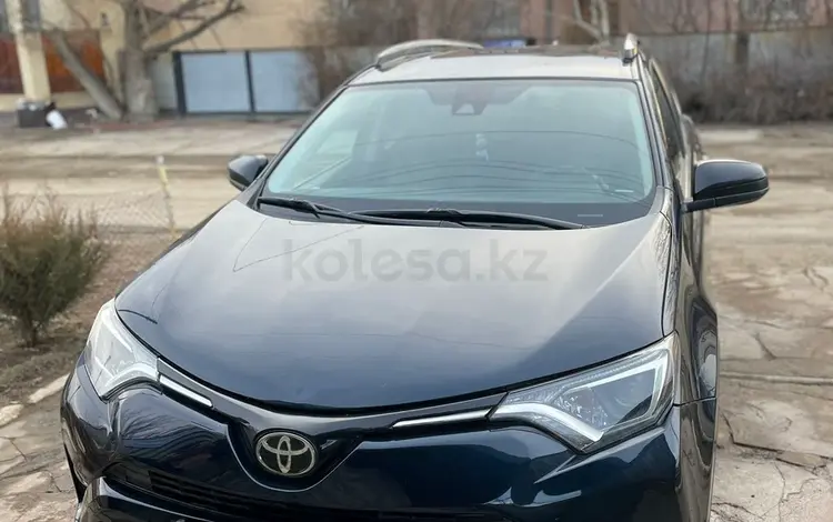 Toyota RAV4 2018 года за 12 600 000 тг. в Жезказган