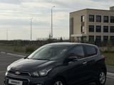 Chevrolet Spark 2018 года за 3 900 000 тг. в Петропавловск