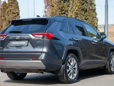 Toyota RAV4 2023 года за 17 900 000 тг. в Алматы – фото 7