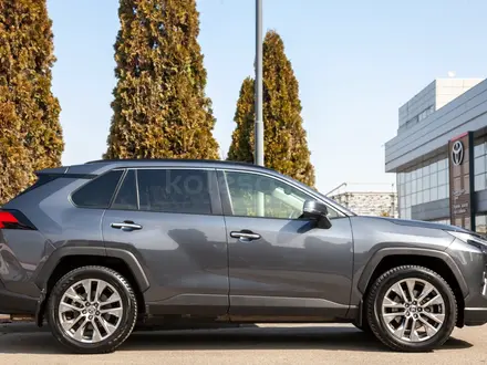 Toyota RAV4 2023 года за 17 900 000 тг. в Алматы – фото 8