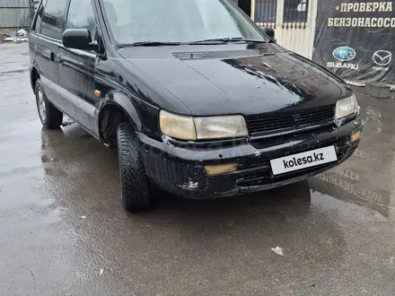 Mitsubishi Space Runner 1993 года за 600 000 тг. в Алматы