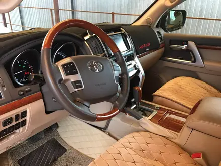 Toyota Land Cruiser 2014 года за 22 000 000 тг. в Атырау – фото 3